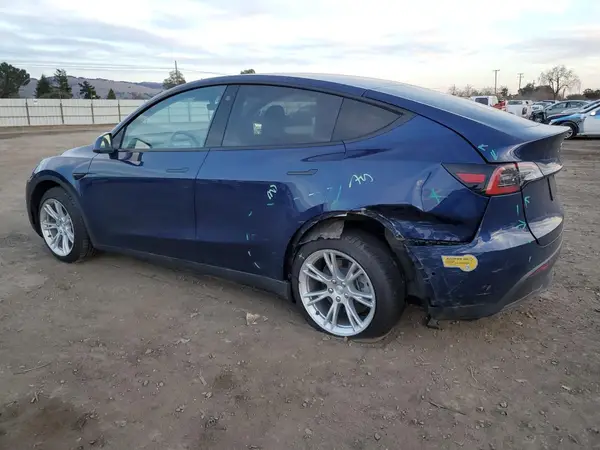 5YJYGDEE2MF296284 2021 TESLA MODEL Y - Image 2