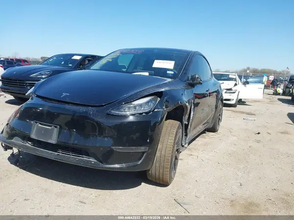 5YJYGDEE2MF296480 2021 TESLA MODEL Y - Image 2