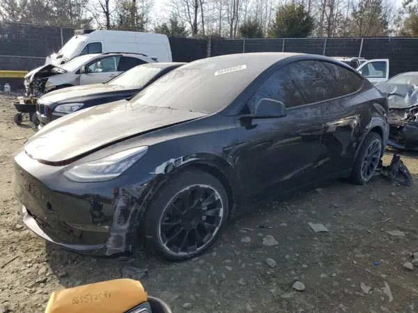 5YJYGDEE2MF296544 2021 TESLA MODEL Y - Image 1