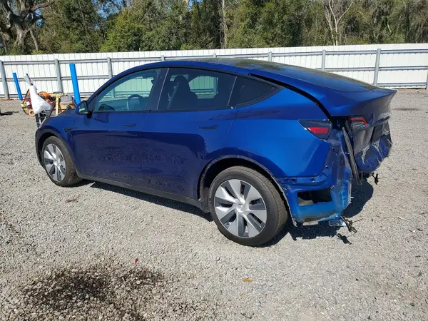 5YJYGDEE2MF297628 2021 TESLA MODEL Y - Image 2