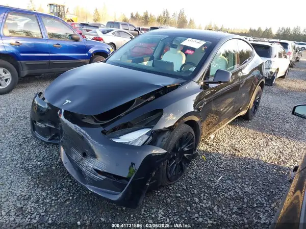 5YJYGDEE2MF299024 2021 TESLA MODEL Y - Image 2