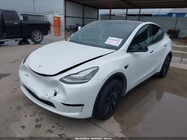 5YJYGDEE2MF299721 2021 TESLA MODEL Y - Image 2