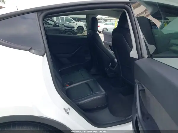 5YJYGDEE2MF299721 2021 TESLA MODEL Y - Image 8