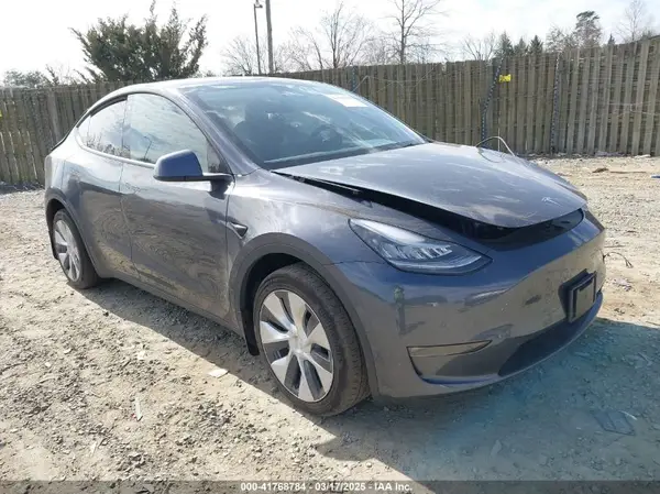 5YJYGDEE2MF300009 2021 TESLA MODEL Y - Image 1
