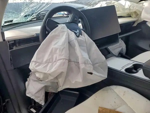 5YJYGDEE2MF301452 2021 TESLA MODEL Y - Image 8