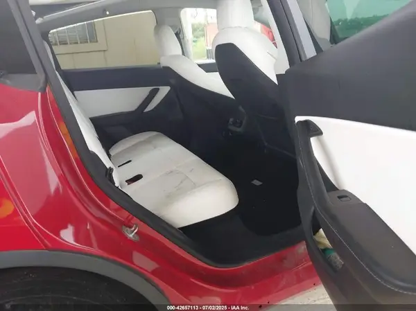 5YJYGDEE2MF304416 2021 TESLA MODEL Y - Image 8