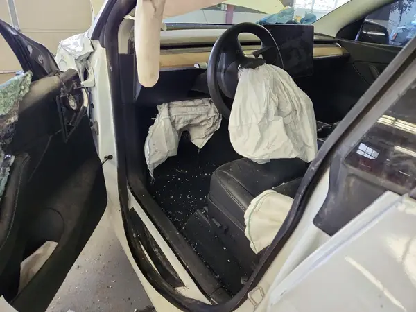 5YJYGDEE3LF017097 2020 TESLA MODEL Y - Image 8