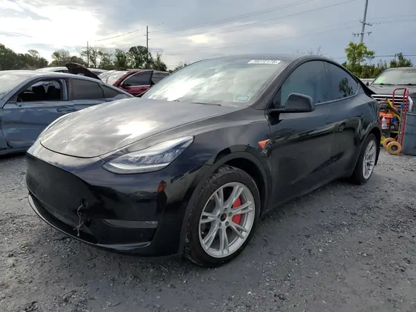 5YJYGDEE3LF017780 2020 TESLA MODEL Y - Image 1