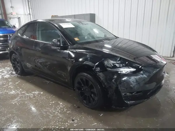 5YJYGDEE3LF036846 2020 TESLA MODEL Y - Image 1