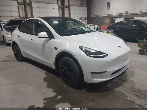 5YJYGDEE3LF041710 2020 TESLA MODEL Y - Image 1