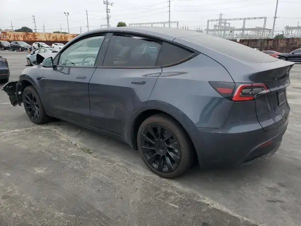 5YJYGDEE3LF041948 2020 TESLA MODEL Y - Image 2