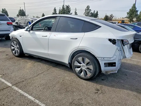 5YJYGDEE3LF044798 2020 TESLA MODEL Y - Image 2