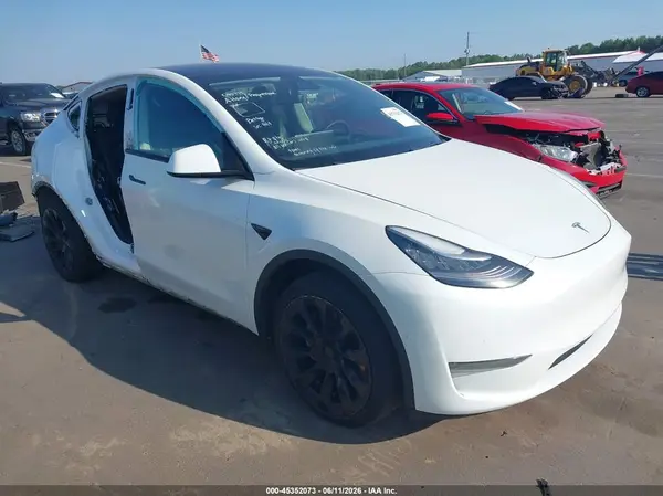 5YJYGDEE3LF045773 2020 TESLA MODEL Y - Image 1