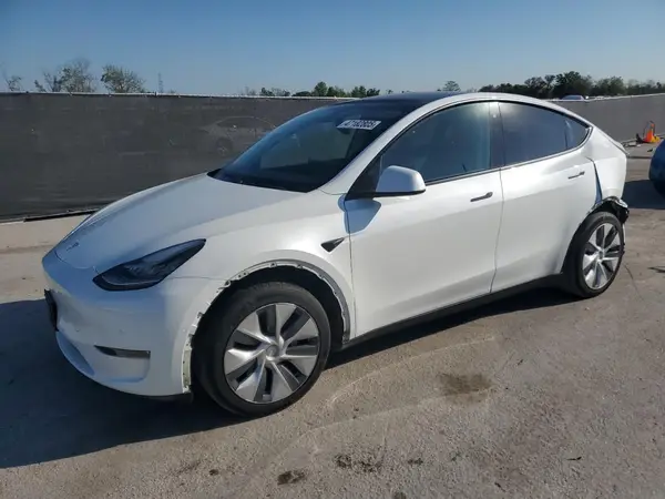 5YJYGDEE3LF047491 2020 TESLA MODEL Y - Image 1
