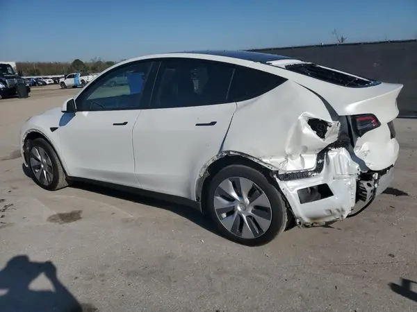 5YJYGDEE3LF047491 2020 TESLA MODEL Y - Image 2