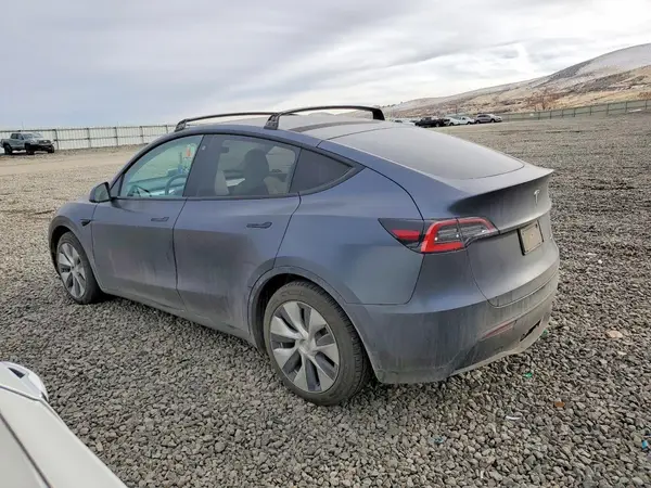 5YJYGDEE3LF053162 2020 TESLA MODEL Y - Image 2