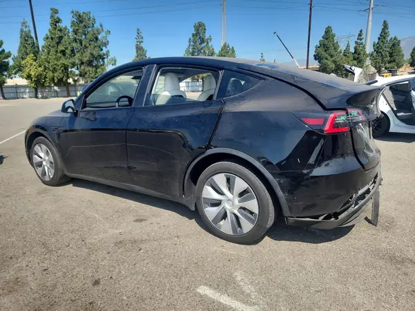 5YJYGDEE3LF053467 2020 TESLA MODEL Y - Image 2