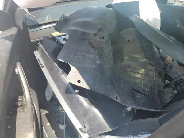 5YJYGDEE3MF063997 2021 TESLA MODEL Y - Image 8