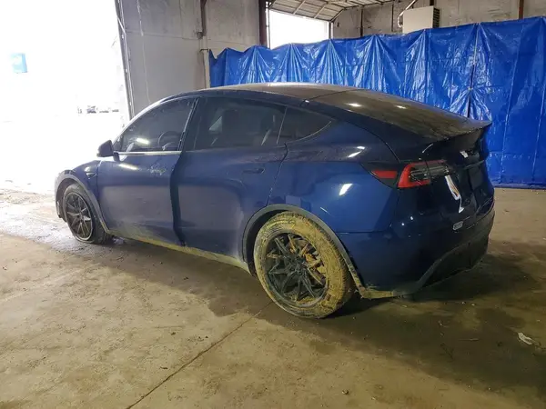 5YJYGDEE3MF069010 2021 TESLA MODEL Y - Image 2