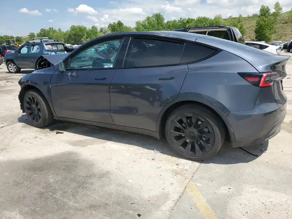 5YJYGDEE3MF076717 2021 TESLA MODEL Y - Image 2