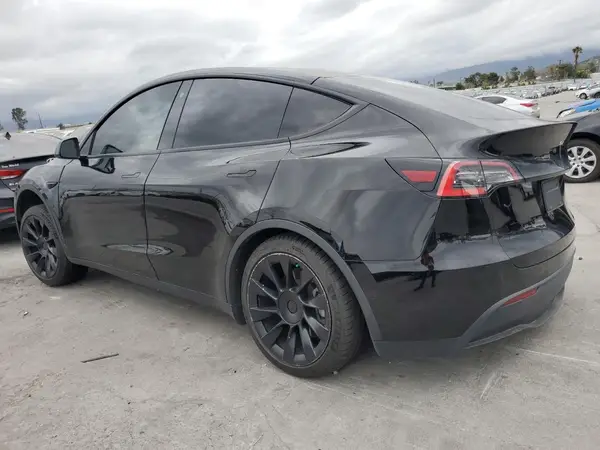 5YJYGDEE3MF084655 2021 TESLA MODEL Y - Image 2