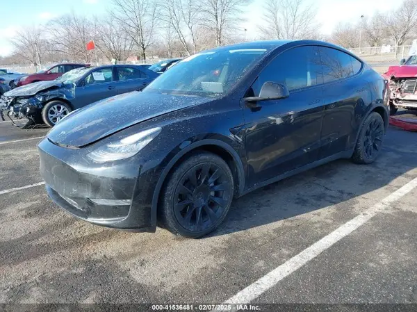 5YJYGDEE3MF084686 2021 TESLA MODEL Y - Image 2
