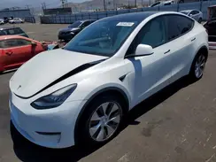 5YJYGDEE3MF090052 2021 TESLA MODEL Y