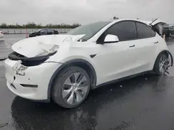 5YJYGDEE3MF090438 2021 TESLA MODEL Y