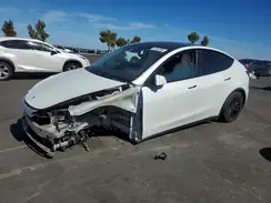 5YJYGDEE3MF090942 2021 TESLA MODEL Y