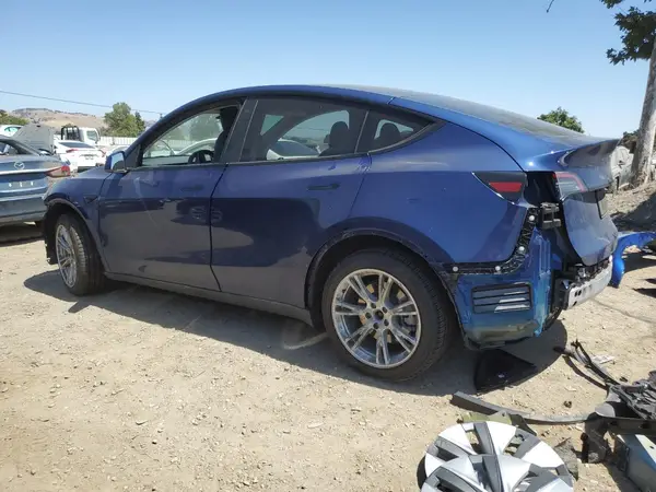 5YJYGDEE3MF094506 2021 TESLA MODEL Y - Image 2