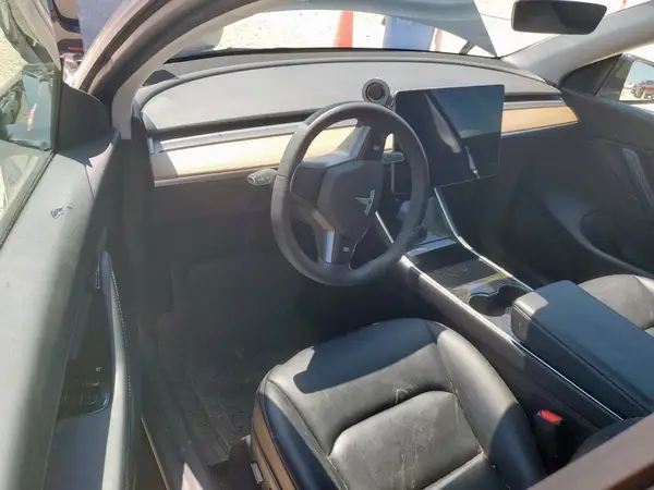 5YJYGDEE3MF105939 2021 TESLA MODEL Y - Image 8