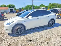 5YJYGDEE3MF108243 2021 TESLA MODEL Y