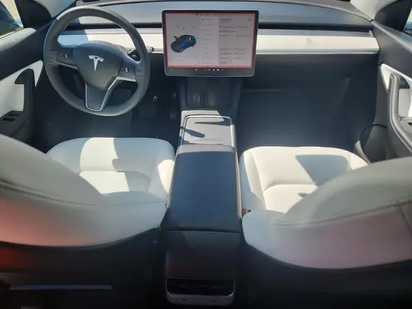 5YJYGDEE3MF122918 2021 TESLA MODEL Y - Image 8