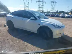 5YJYGDEE3MF125592 2021 TESLA MODEL Y