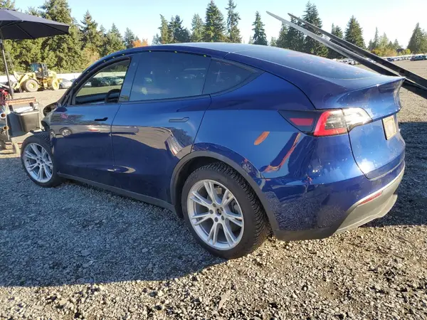 5YJYGDEE3MF138780 2021 TESLA MODEL Y - Image 2