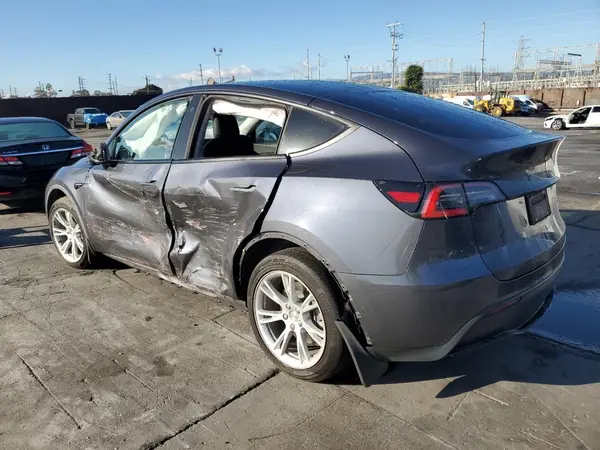 5YJYGDEE3MF142148 2021 TESLA MODEL Y - Image 2