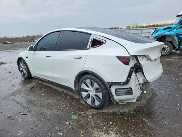 5YJYGDEE3MF142232 2021 TESLA MODEL Y - Image 2
