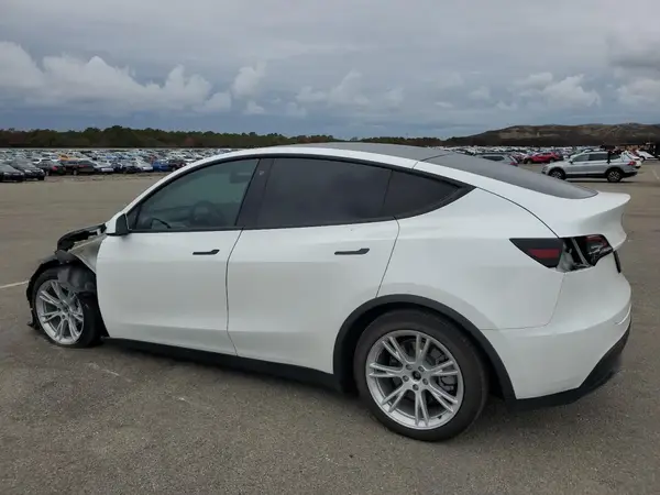 5YJYGDEE3MF145180 2021 TESLA MODEL Y - Image 2
