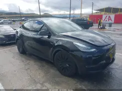 5YJYGDEE3MF149665 2021 TESLA MODEL Y