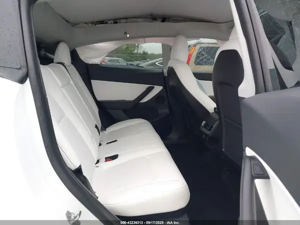 5YJYGDEE3MF158317 2021 TESLA MODEL Y - Image 8