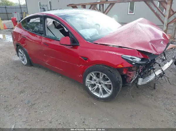 5YJYGDEE3MF173321 2021 TESLA MODEL Y - Image 1