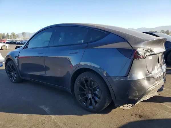 5YJYGDEE3MF173805 2021 TESLA MODEL Y - Image 2