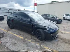 5YJYGDEE3MF176221 2021 TESLA MODEL Y