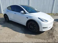 5YJYGDEE3MF176915 2021 TESLA MODEL Y