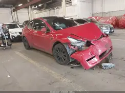 5YJYGDEE3MF180138 2021 TESLA MODEL Y
