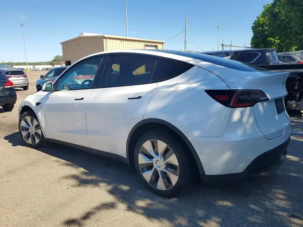 5YJYGDEE3MF188465 2021 TESLA MODEL Y - Image 2