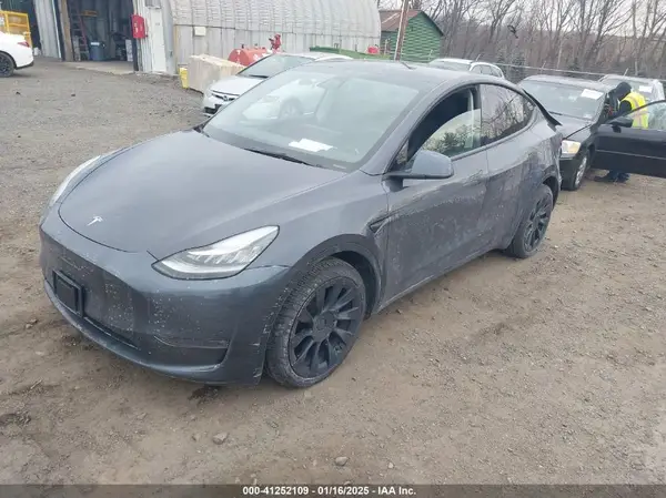 5YJYGDEE3MF190507 2021 TESLA MODEL Y - Image 2