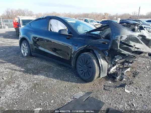 5YJYGDEE3MF196128 2021 TESLA MODEL Y - Image 1