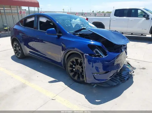 5YJYGDEE3MF196663 2021 TESLA MODEL Y - Image 1