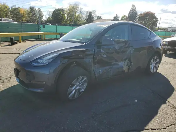 5YJYGDEE3MF200792 2021 TESLA MODEL Y - Image 1